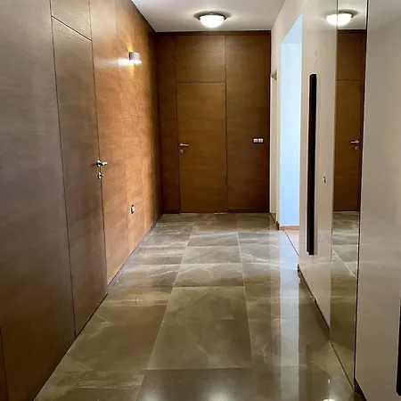 Apartment Elena